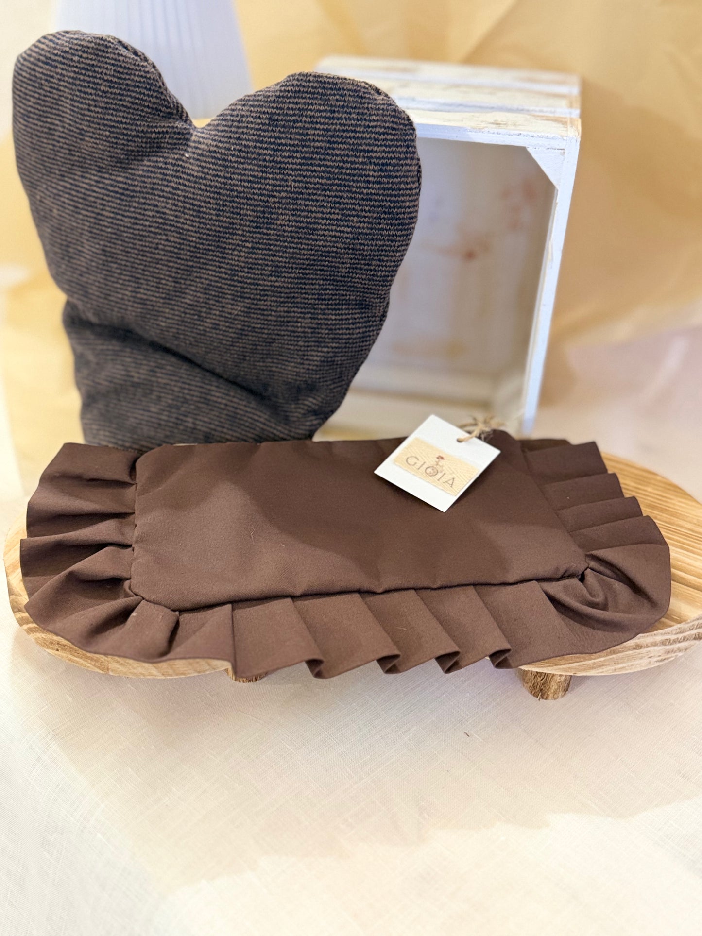 POCHETTE TINTA UNITA MARRONE - Chiusura con cerniera