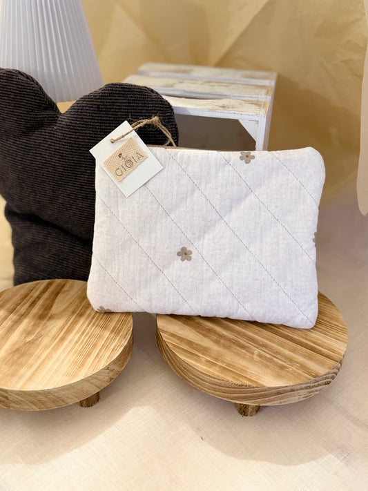 POCHETTE BIANCA CON FIORELLINO - Chiusura con cerniera